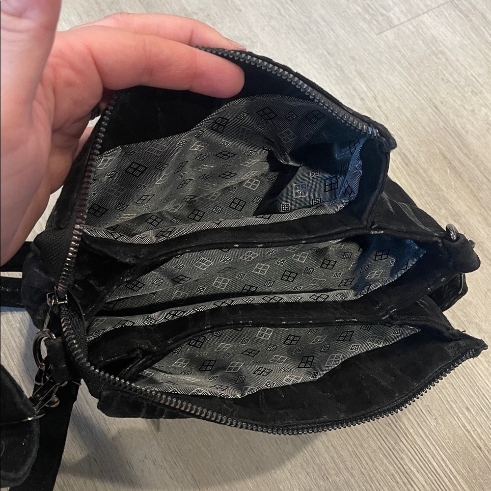 Small Black Crossbody Bag - Picture 5 of 6